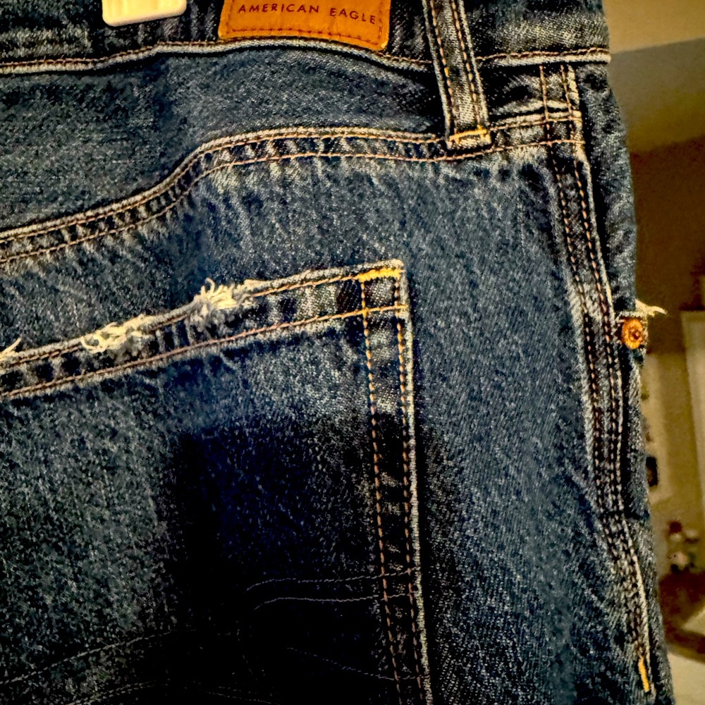 American eagle “ex boyfriend” baggie jeans. Size 18 short.